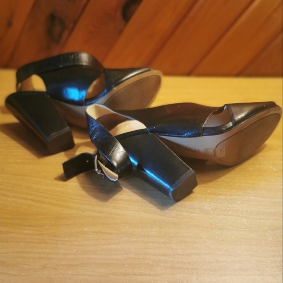 Nine West Shoes - Picture 4 of 5